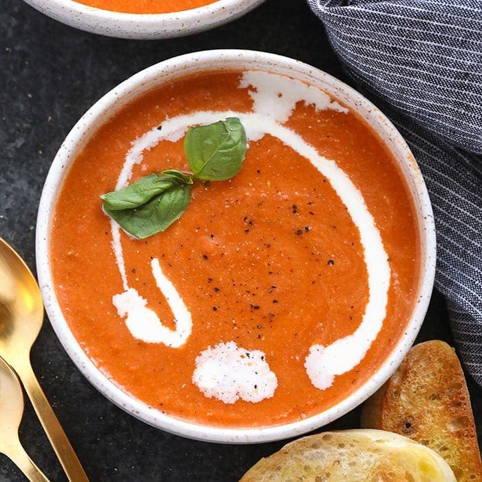 Unlock Velvety Texture: The 20-Minute Greek Yogurt Tomato Bisque